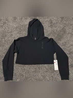 lululemon athletica All Yours Cropped Black Hoodie, Canadian Olympics edition